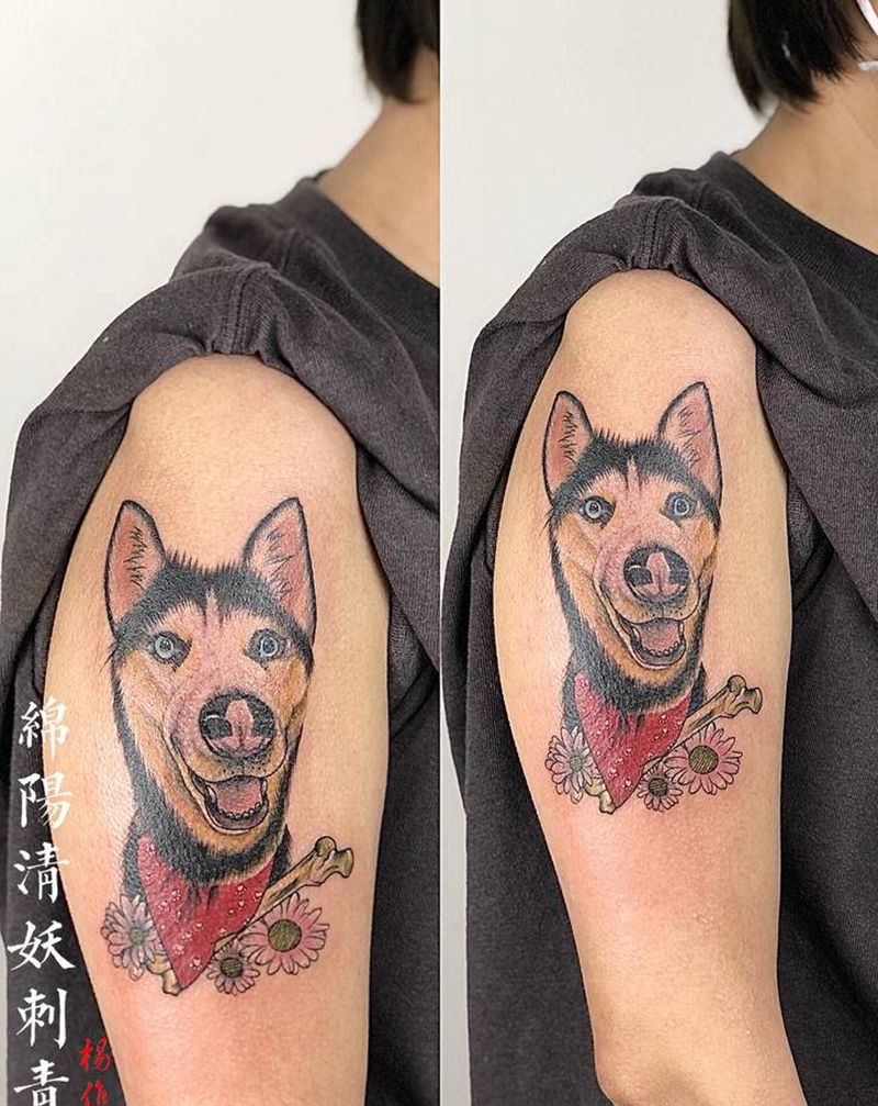哈士奇纹身图片_脚部手部新传统欧美写实纹身图案
