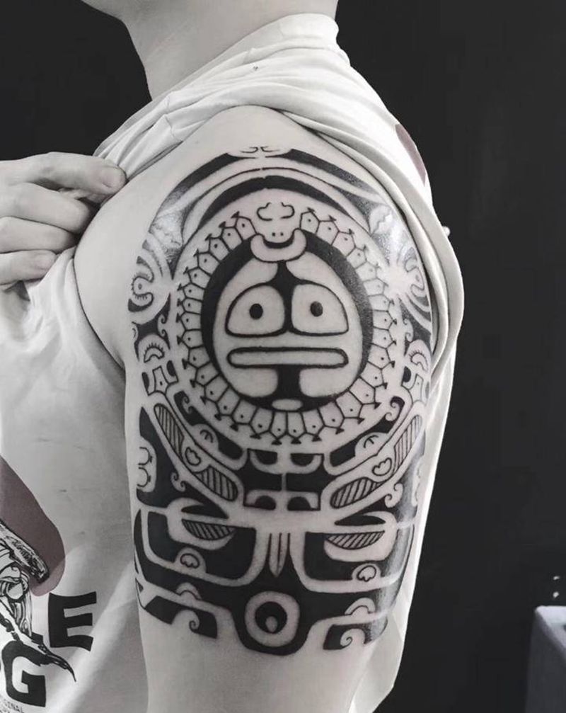 老传统纹身图片_臀部纹身图案