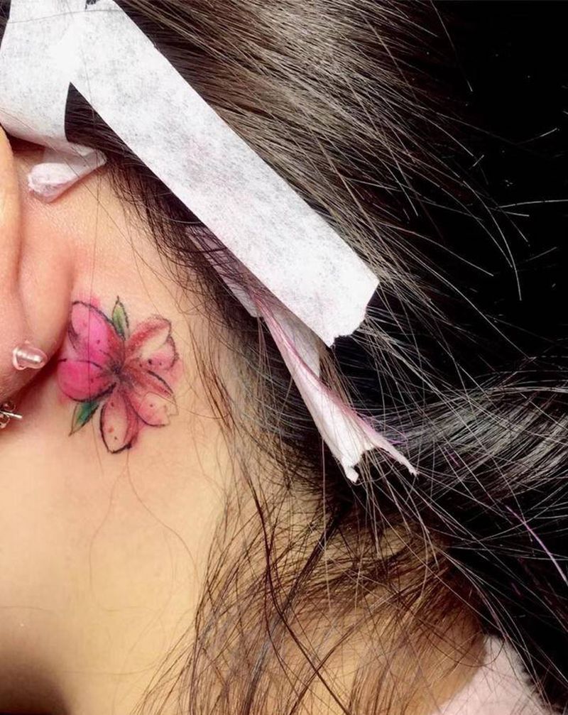 小疤痕遮盖纹身图片_颈部纹身图案