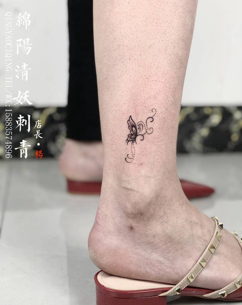 情侣款蝴蝶纹身图片_脚部手部纹身图案