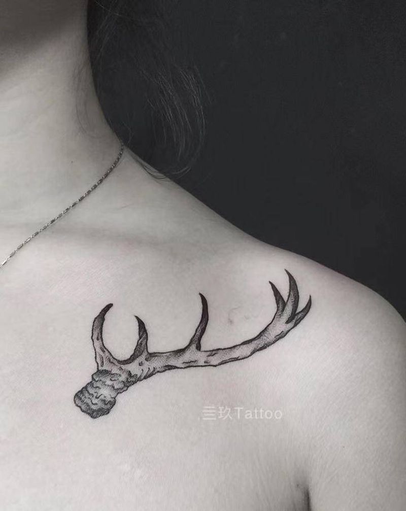 (ﾉ･ｪ･)ﾉ ● ＼(ﾟｰﾟ纹身图片_胸部手臂纹身图案