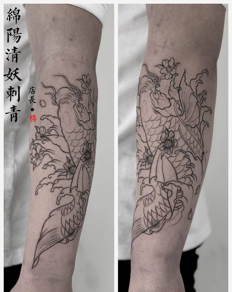 鲤鱼勾线纹身图片_腰部背部纹身图案