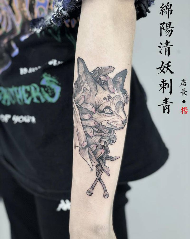 狐狸纹身纹身图片_肩部纹身图案