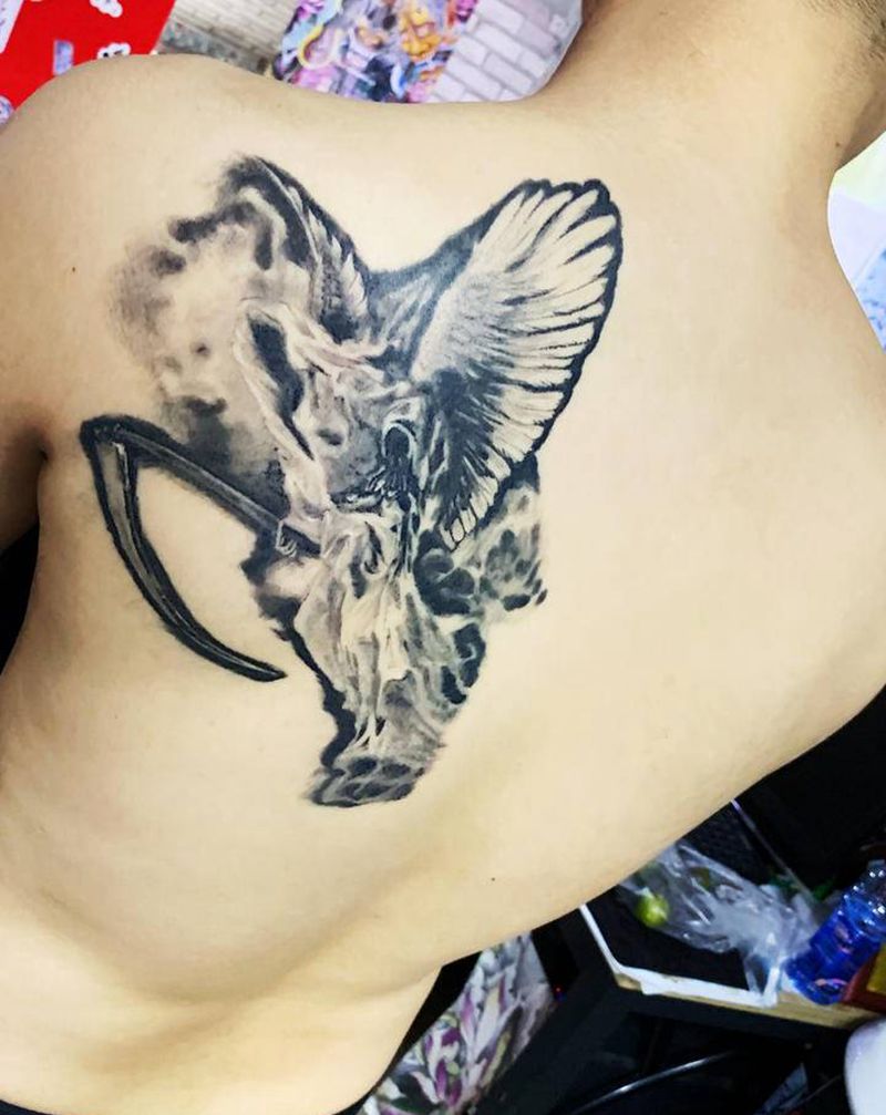 死亡之神纹身图片_背部欧美写实纹身图案