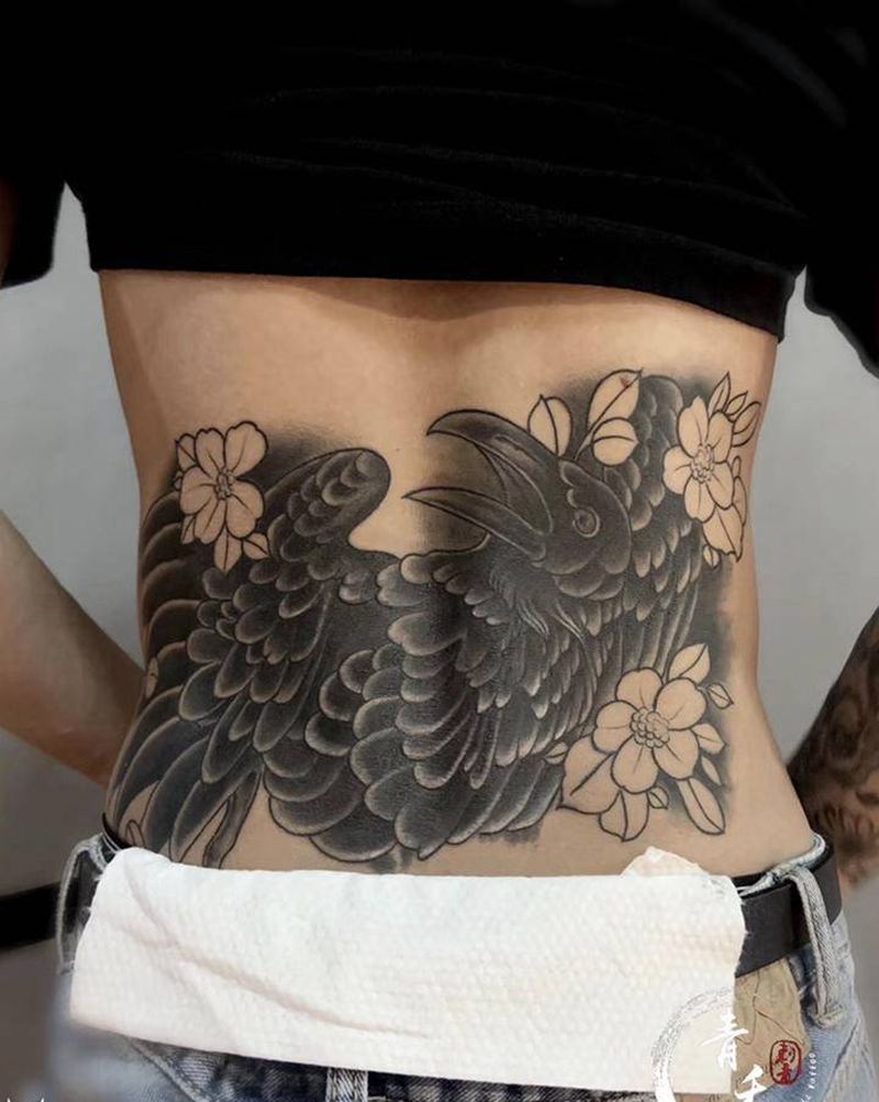 遮盖纹身图片_背部纹身图案