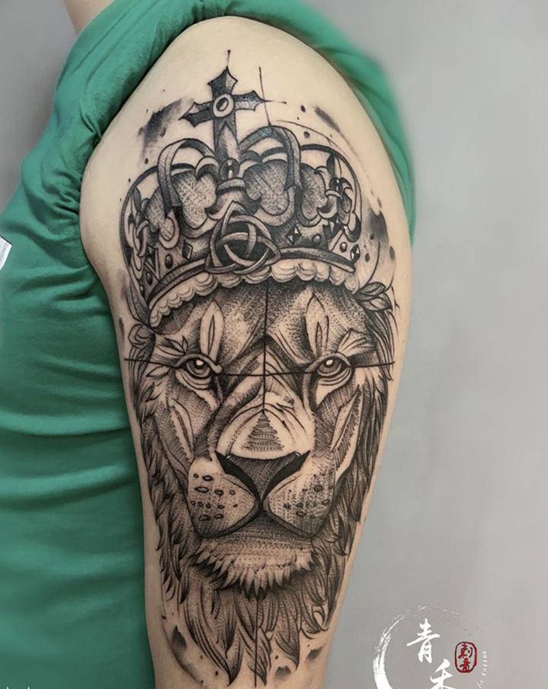 狮子纹身图片_欧美写实纹身图案