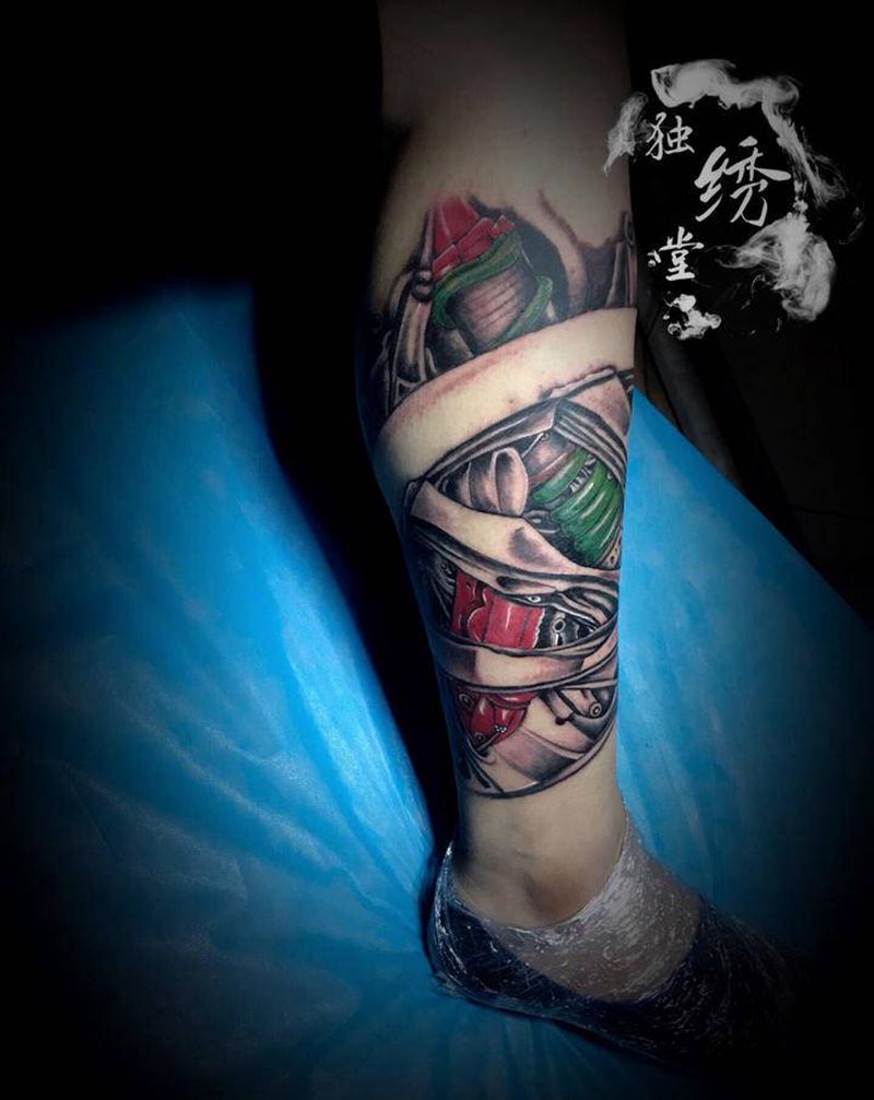 机诫小腿纹身图片_腿部纹身图案