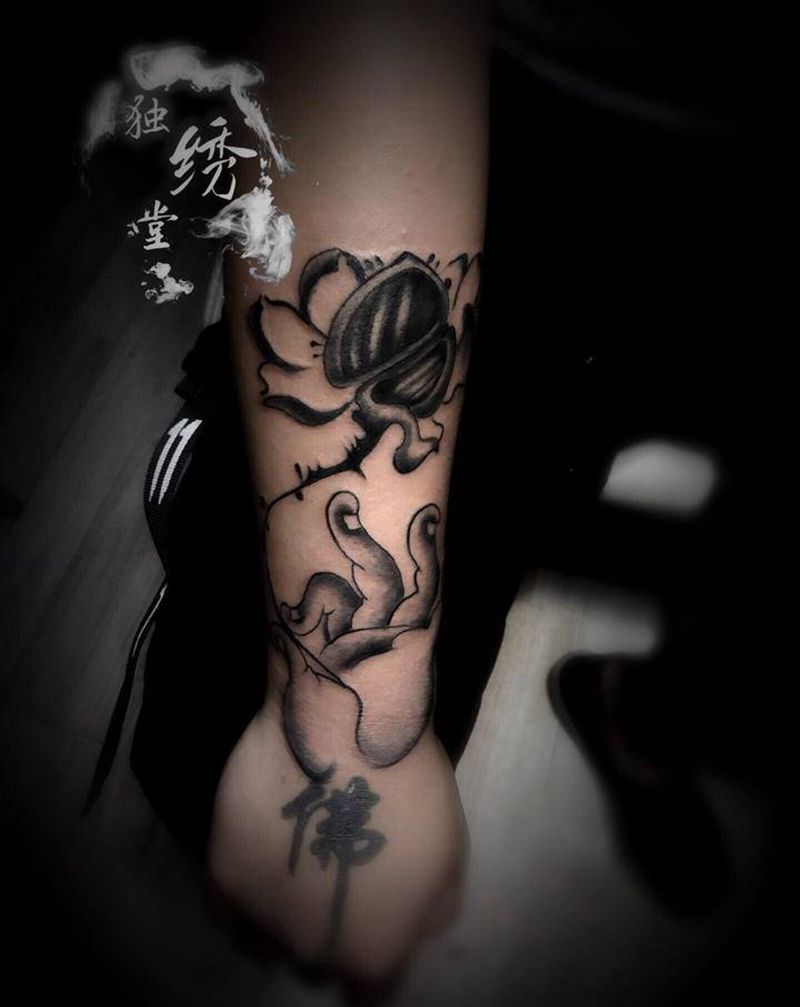 添加佛手纹身图片_手臂纹身图案