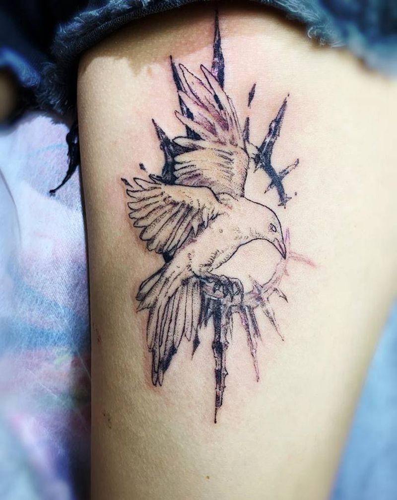 白鸽纹身图片_腿部纹身图案