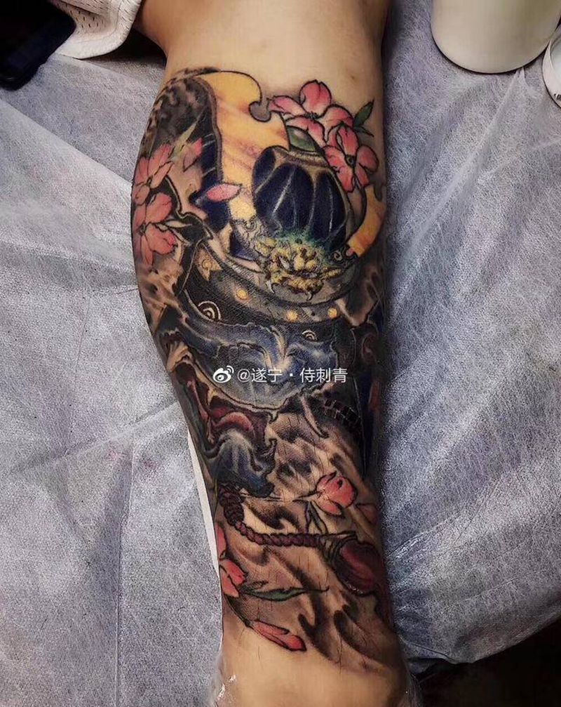 新传统.小腿武士纹身图片_腿部臀部新传统老传统纹身图案