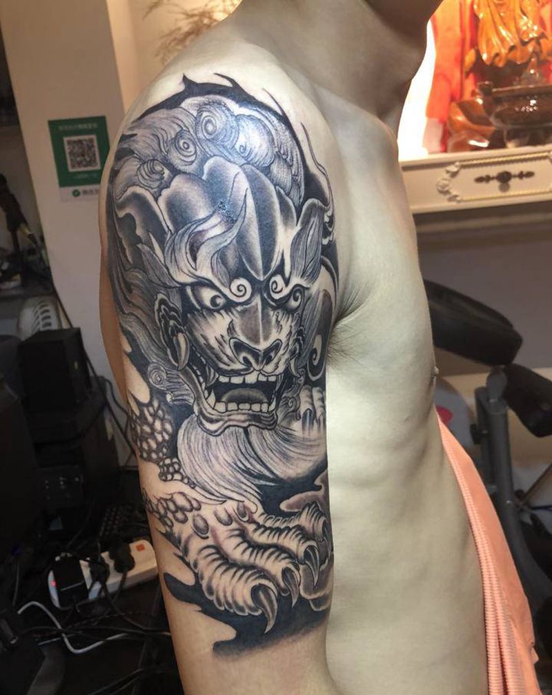 神兽纹身图片_手臂肩部新传统纹身图案