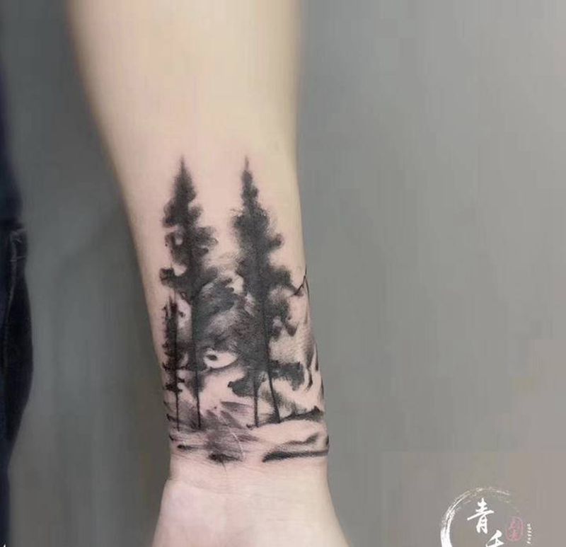 伤疤遮盖纹身图片_手臂几何水彩纹身图案