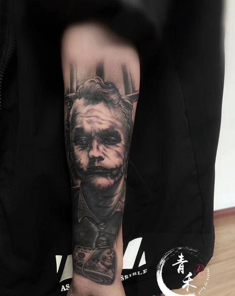 旧图遮盖纹身图片_手臂欧美写实纹身图案