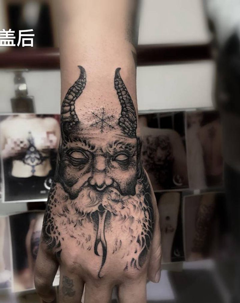 遮盖纹身图片_手部纹身图案