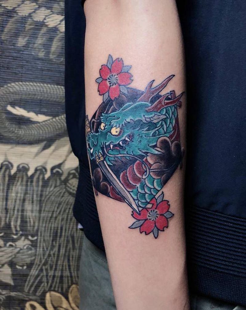 小日式纹身图片_手部手臂老传统新传统纹身图案