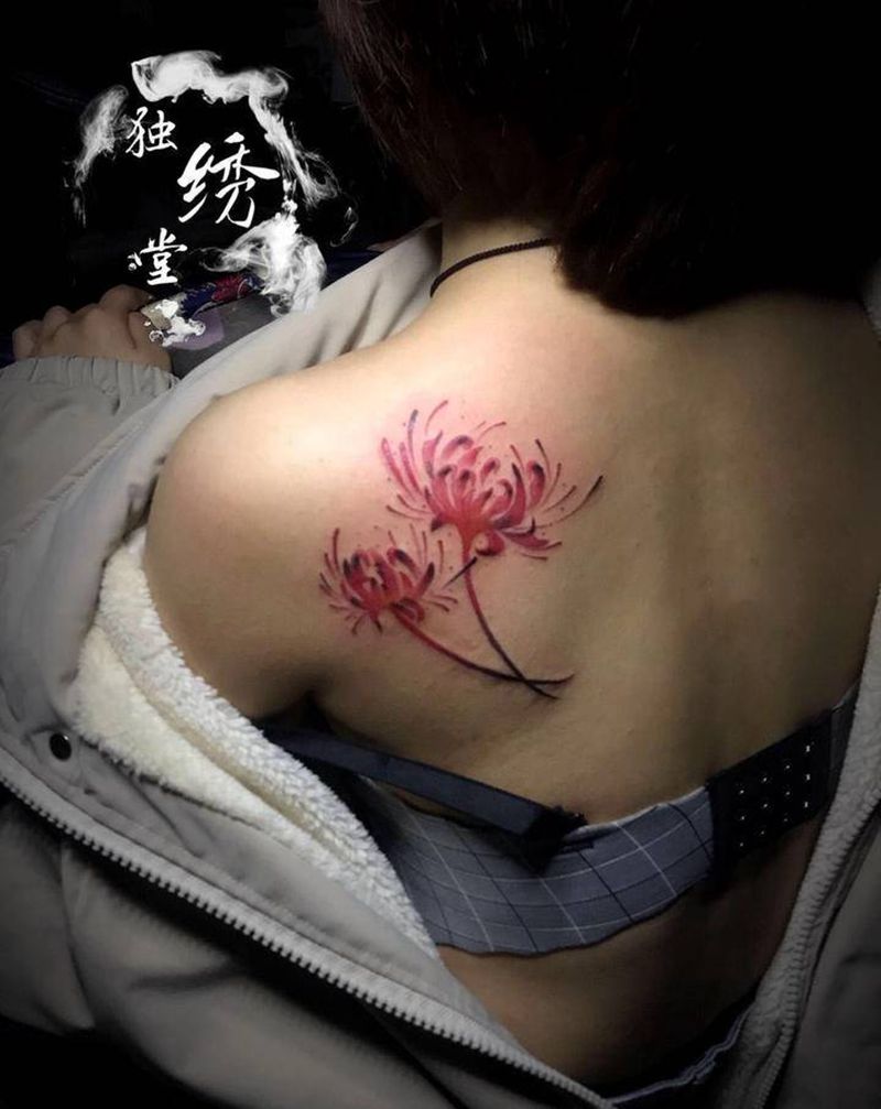 彼岸花纹身图片_背部纹身图案
