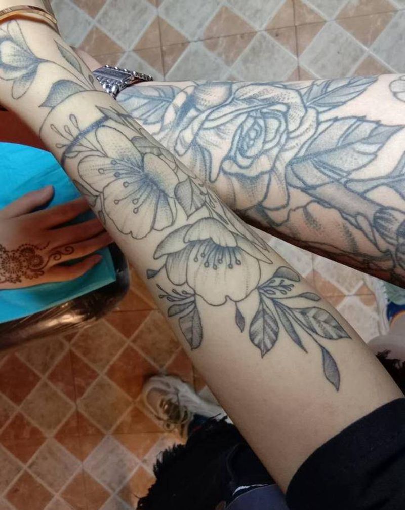 广元纹身心安刺青小花臂纹身图片_手臂点刺纹身图案