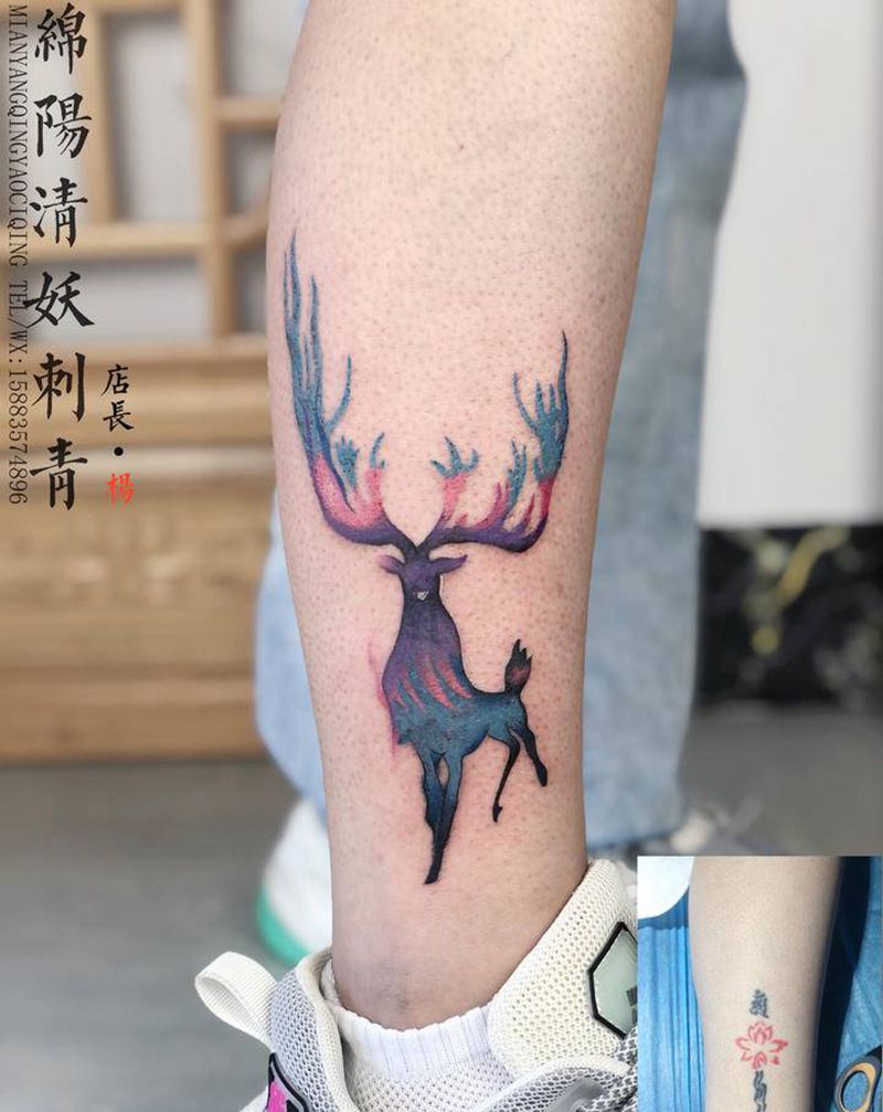 麋鹿纹身纹身图片_胸部肩部纹身图案