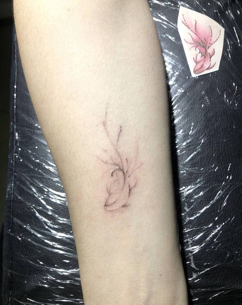 小图纹身图片_肩部颈部纹身图案