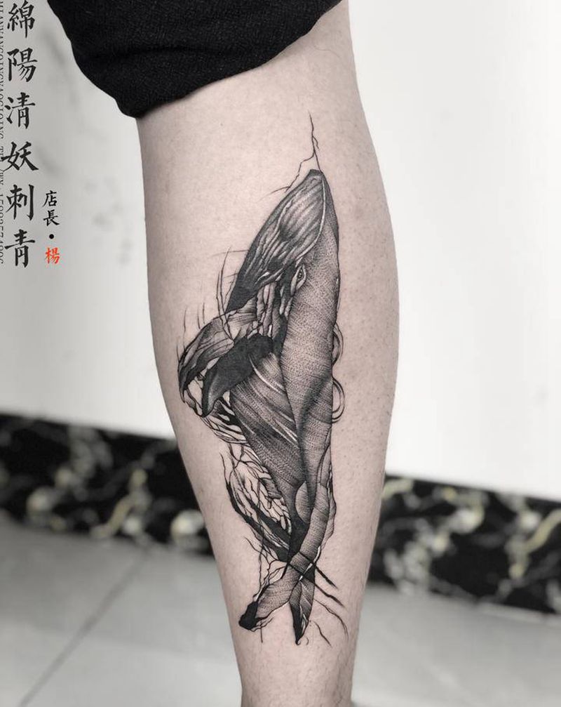 鲸鱼纹身图片_颈部肩部纹身图案