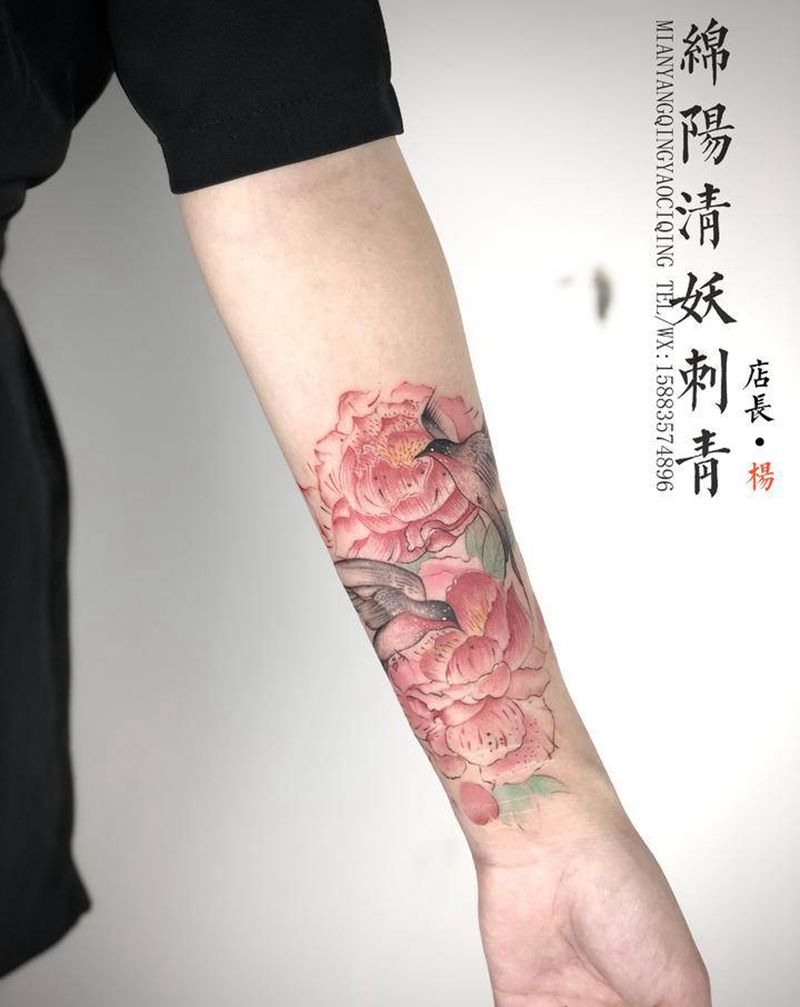 花鸟纹身纹身图片_胸部肩部纹身图案