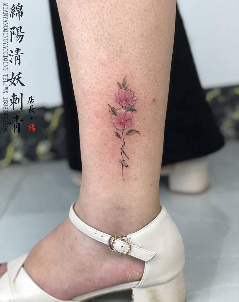 脚裸花纹身图片_肩部胸部纹身图案