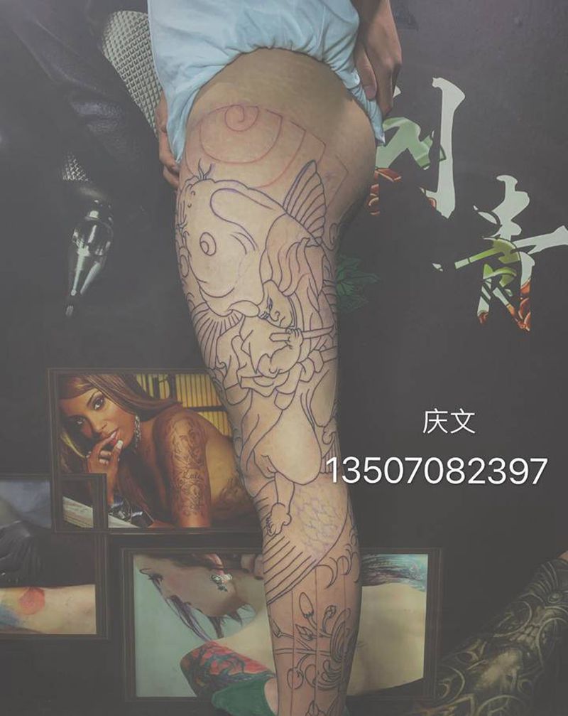 老传统鱼纹身图片_腿部老传统纹身图案
