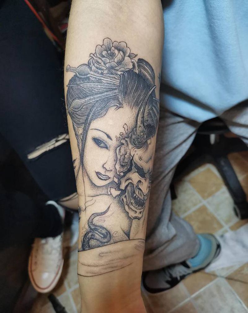 艺妓纹身图片_手臂新传统点刺纹身图案