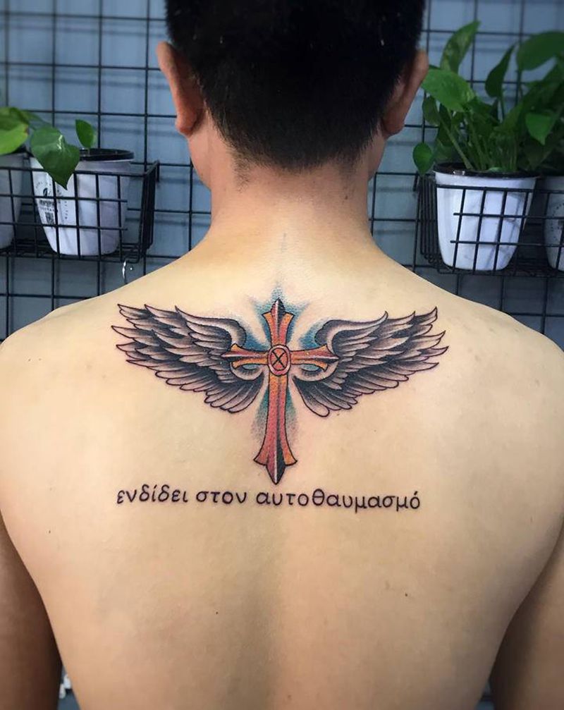 翅膀纹身图片_背部纹身图案
