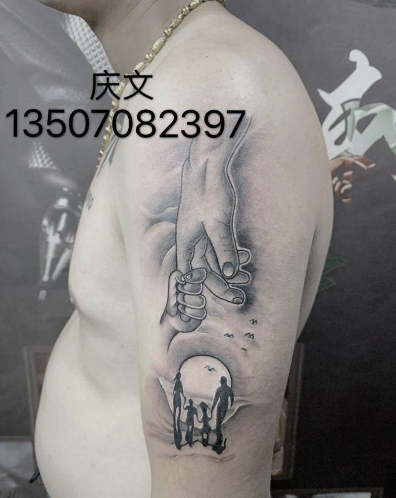 父爱纹身图片_肩部新传统纹身图案