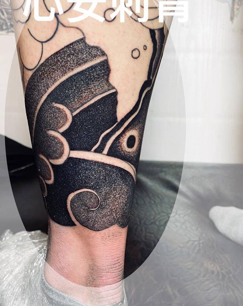 花腿纹身图片_臀部腿部老传统新传统纹身图案