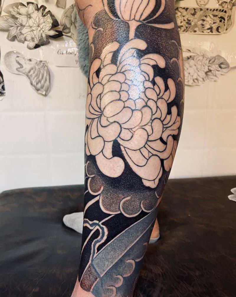 花腿进度。纹身图片_腿部臀部老传统新传统纹身图案