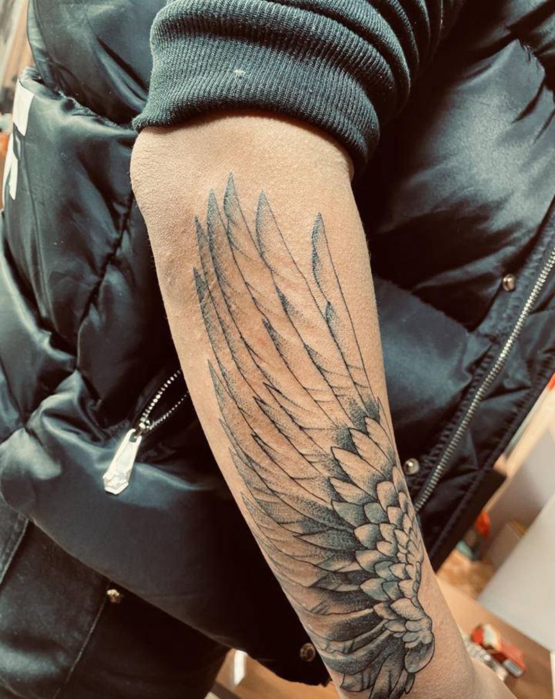 纹身遮盖。纹身图片_手臂手部新传统点刺纹身图案