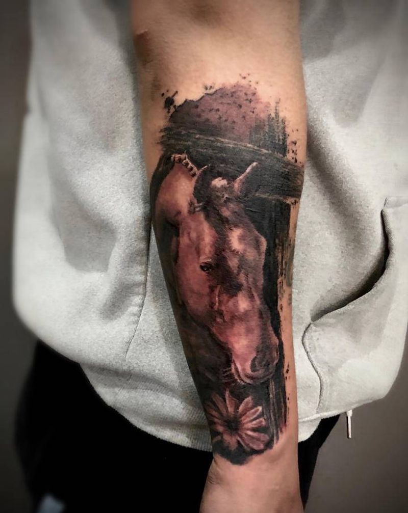 马纹身图片_欧美写实纹身图案