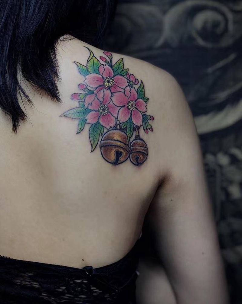 樱花纹身图片_背部肩部新传统老传统樱花买家秀纹身图案