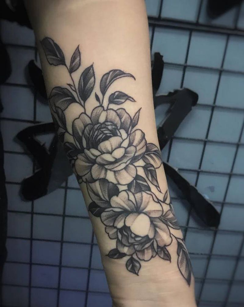 素花纹身图片_手臂纹身图案