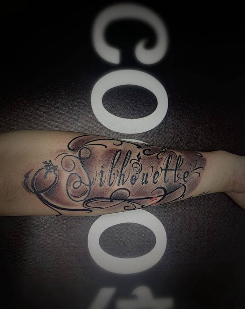 英文花体纹身图片_手臂花体字纹身图案