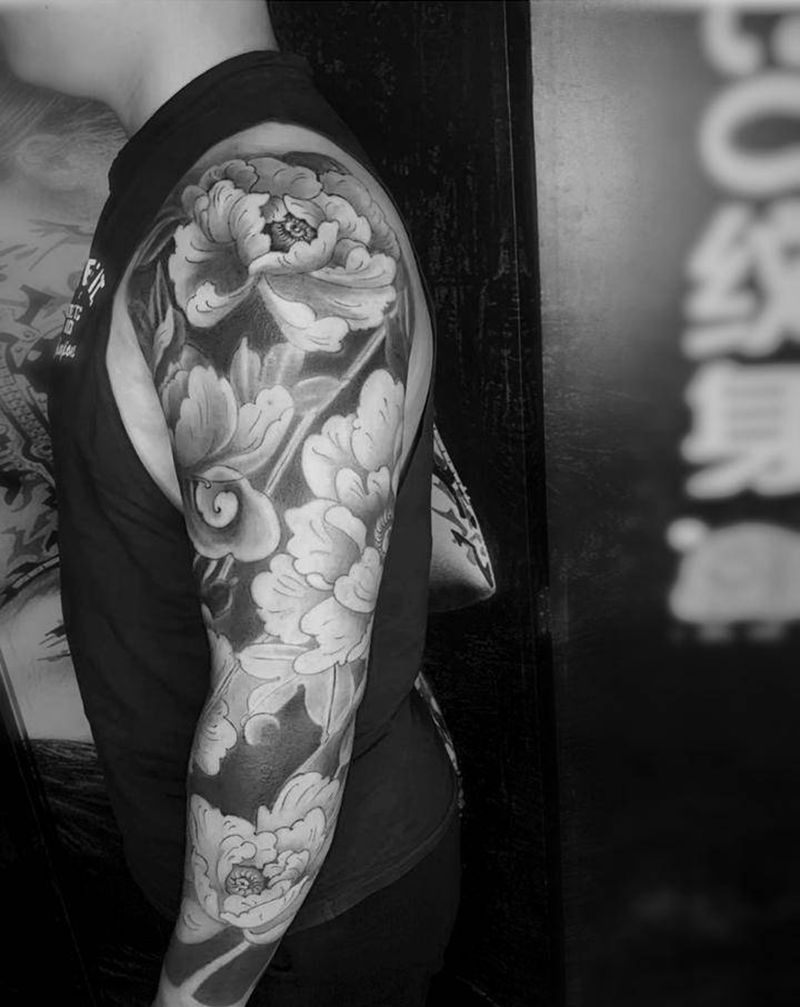 花臂纹身图片_手臂新传统纹身图案