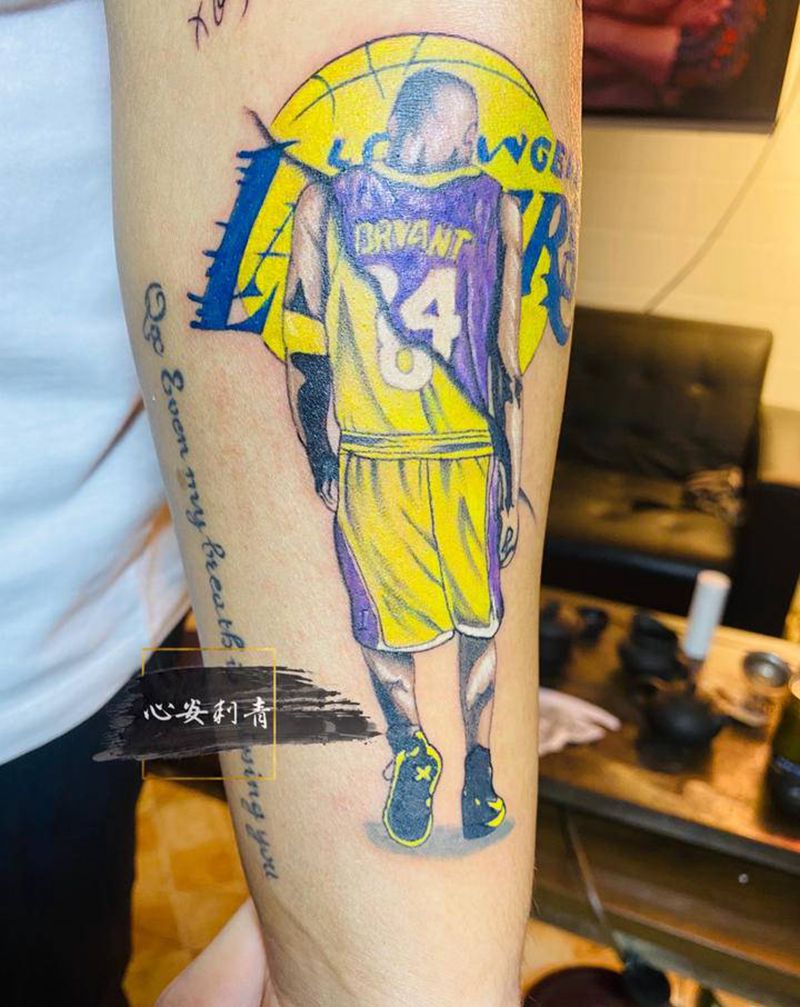 科比纹身图片_手臂肩部新传统New School纹身图案