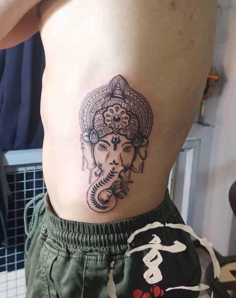 象神纹身图片_腰部纹身图案