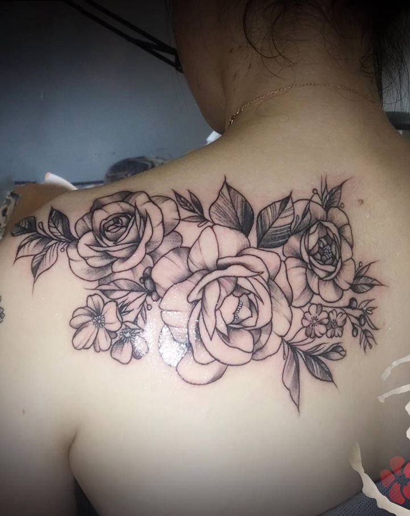 肩花纹身图片_肩部纹身图案