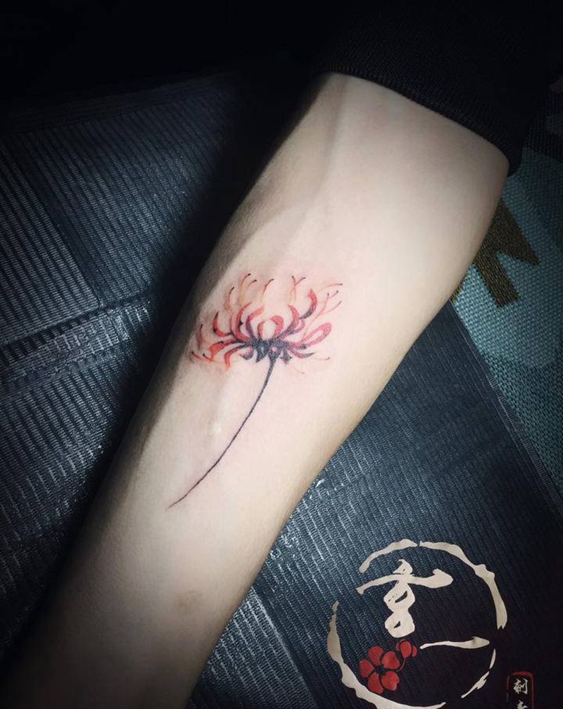彼岸花纹身图片_手臂纹身图案