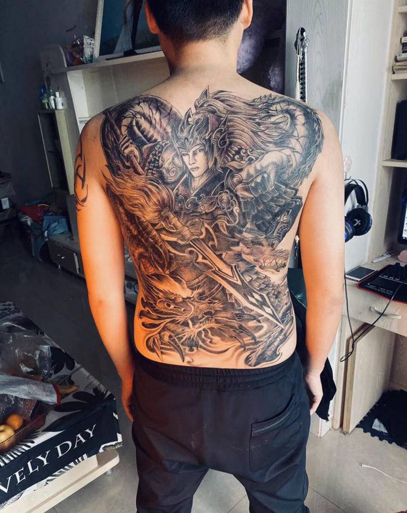 满背赵云（加麻药）纹身图片_背部老传统纹身图案