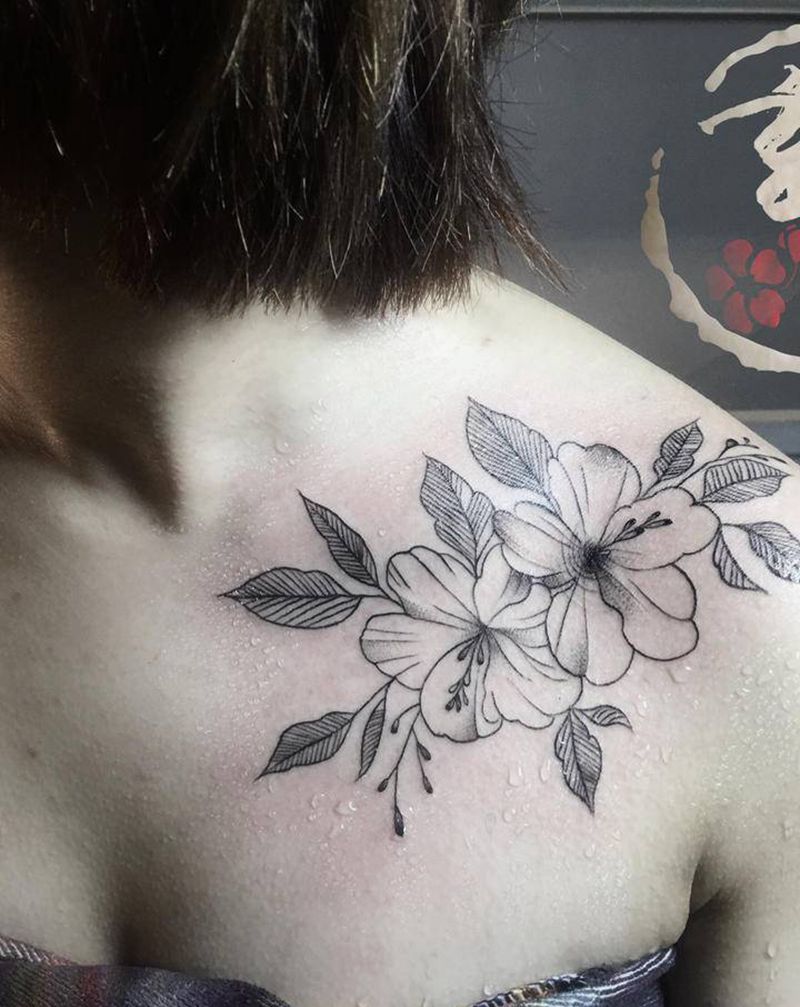 肩花纹身图片_肩部纹身图案