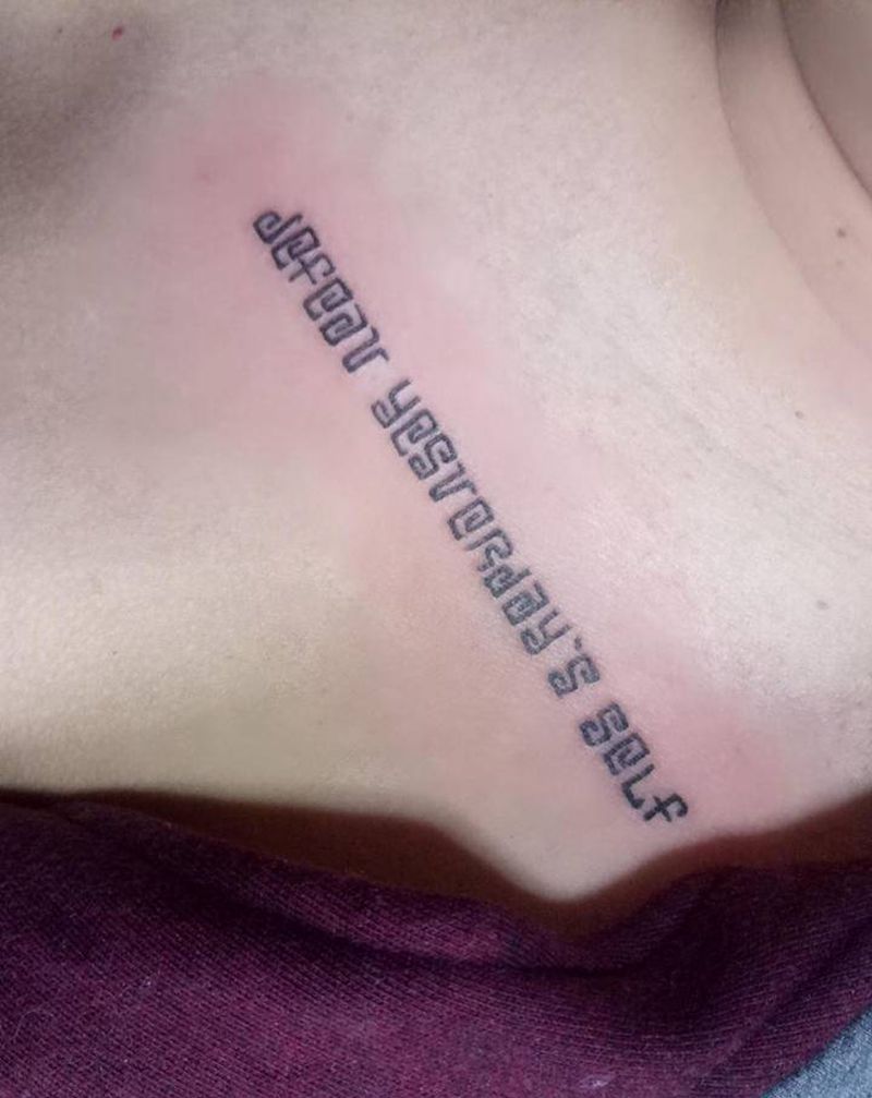 英文纹身图片_胸部花体字纹身图案