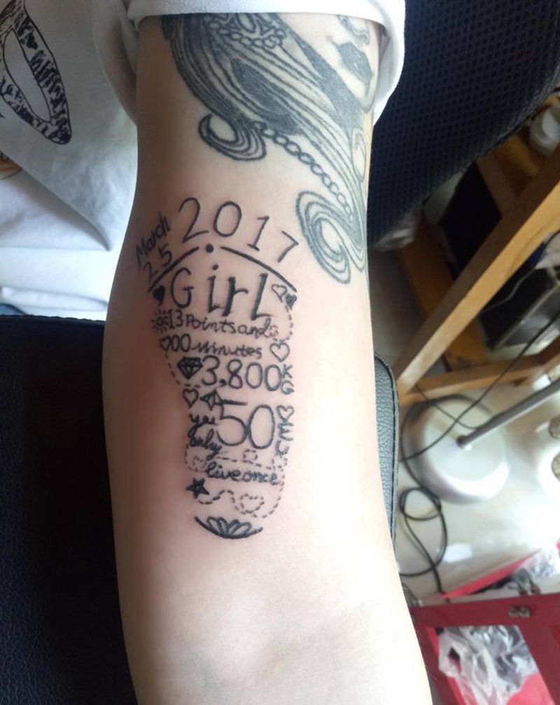 baby脚板纹身图片_手部几何纹身图案