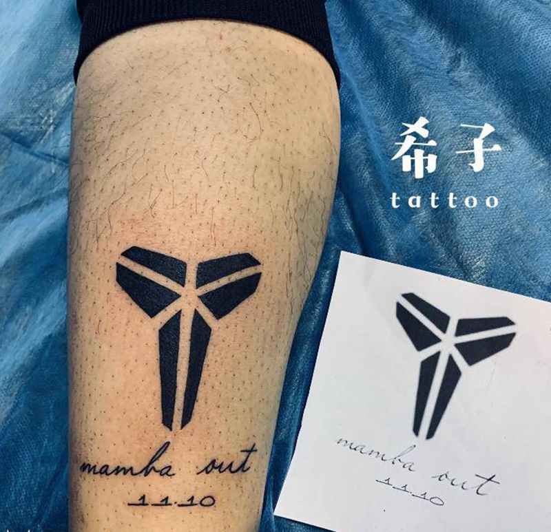 怀念科比❤️纹身图片_脚部纹身图案