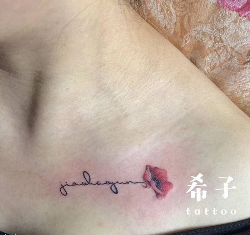 小清新纹身图片_肩部纹身图案