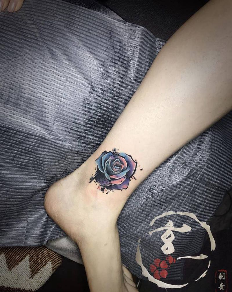 旧纹身遮盖纹身图片_手部脚部纹身图案