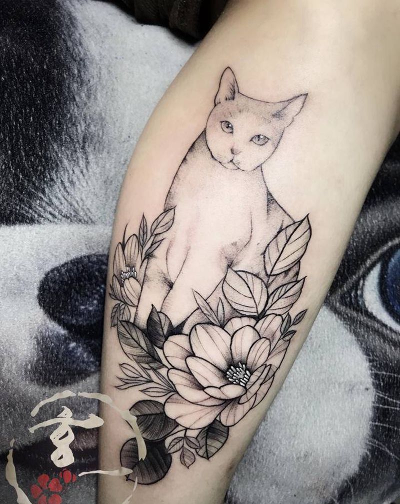 猫咪  素花纹身图片_腿部纹身图案